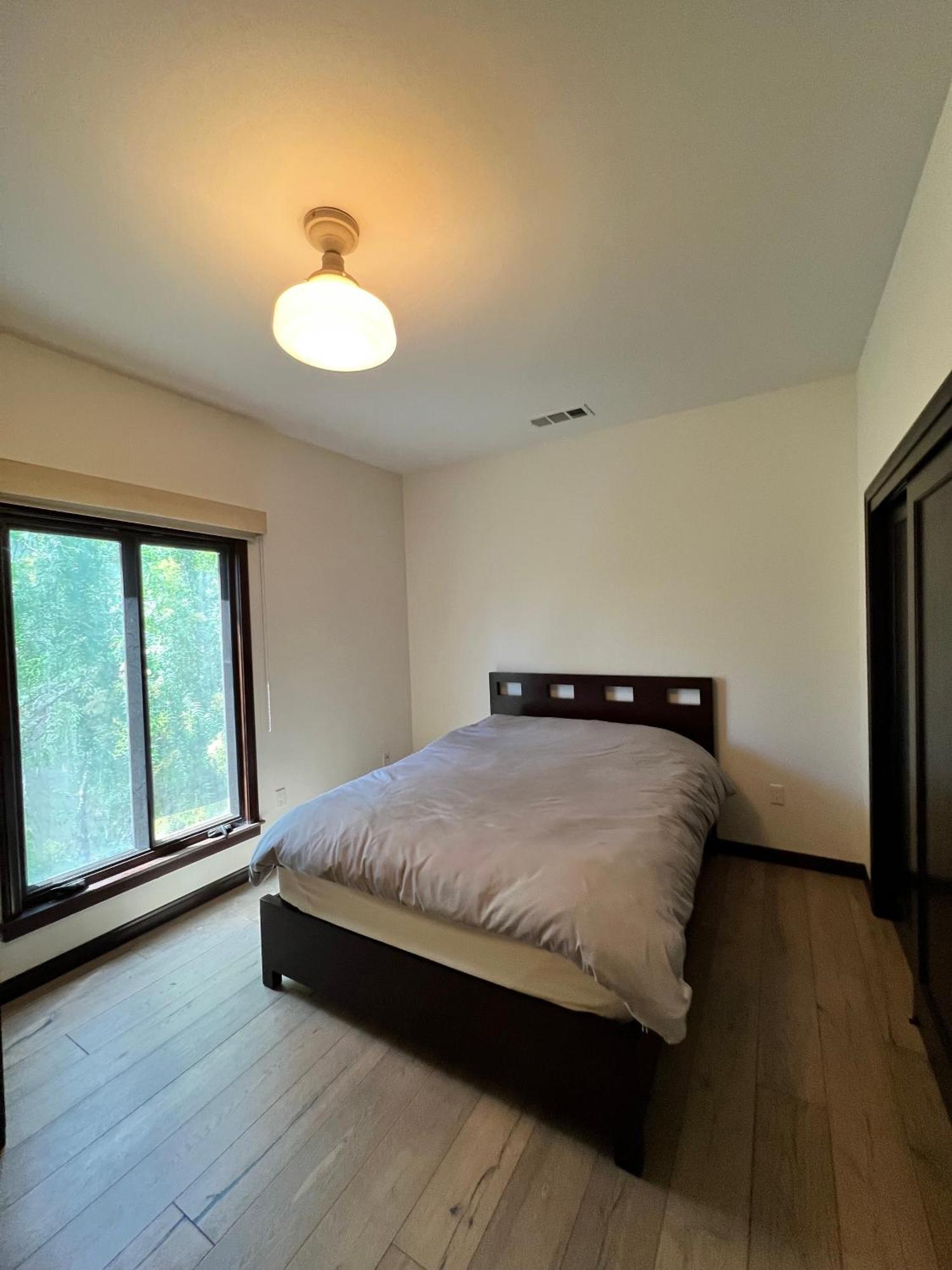 Beachwood Apartment *